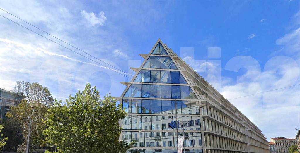 appartamento in vendita a Milano in zona Porta Garibaldi