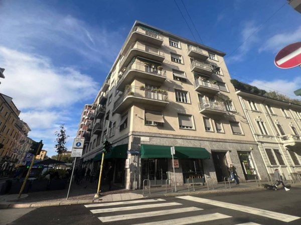 appartamento in vendita a Milano in zona Isola