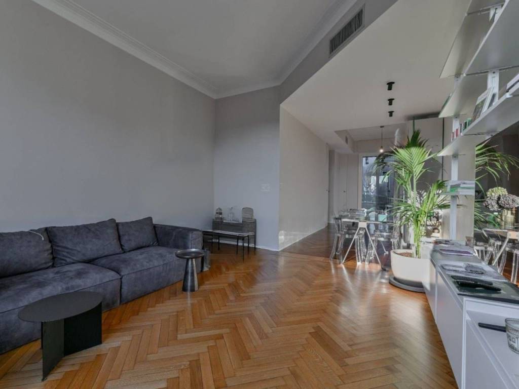 appartamento in vendita a Milano in zona Porta Venezia