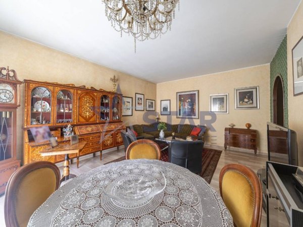 appartamento in vendita a Milano in zona Lorenteggio