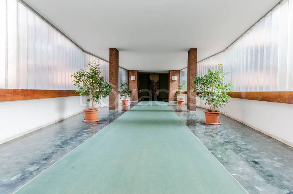 appartamento in vendita a Milano in zona Sempione