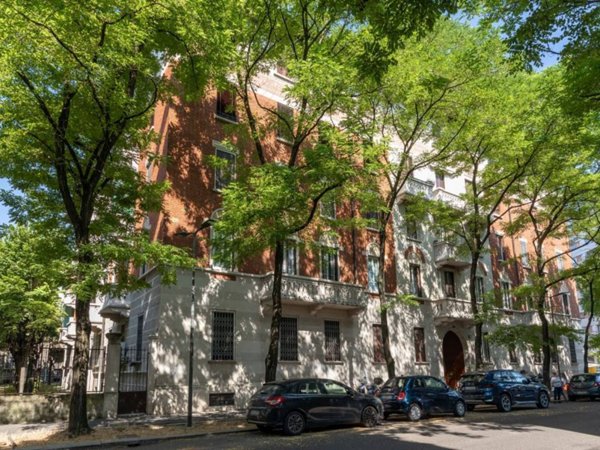 appartamento in vendita a Milano in zona Città Studi