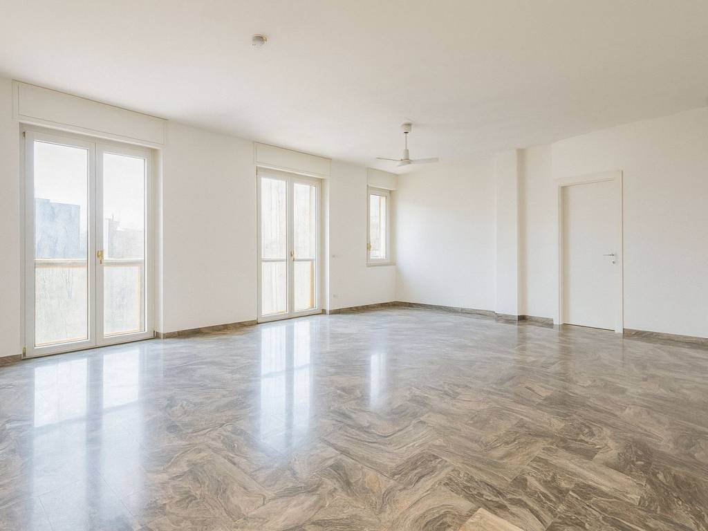 appartamento in vendita a Milano in zona Città Studi