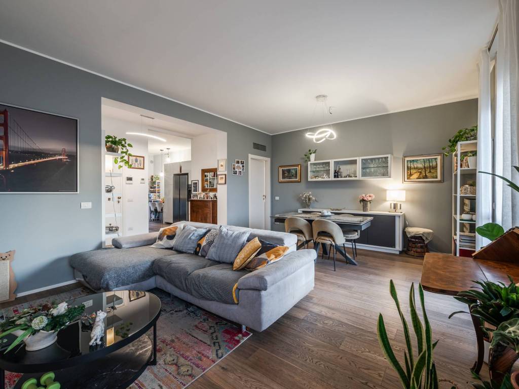 appartamento in vendita a Milano in zona Città Studi