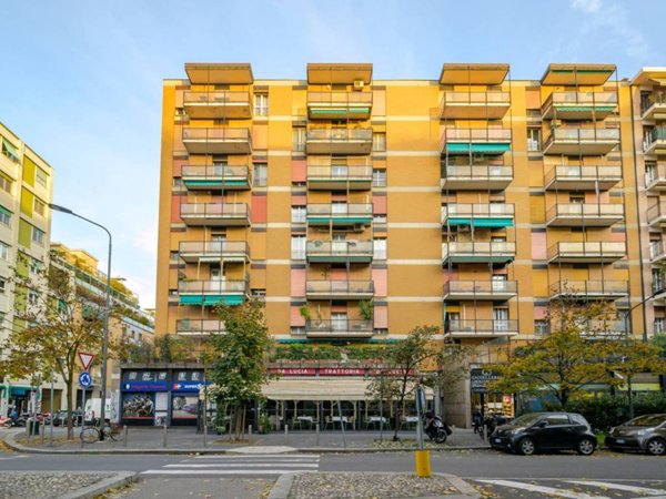 appartamento in vendita a Milano in zona Città Studi