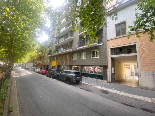 appartamento in vendita a Milano in zona Bocconi
