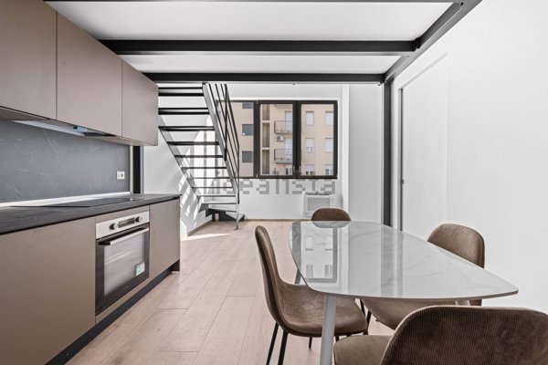 appartamento in vendita a Milano in zona San Cristoforo