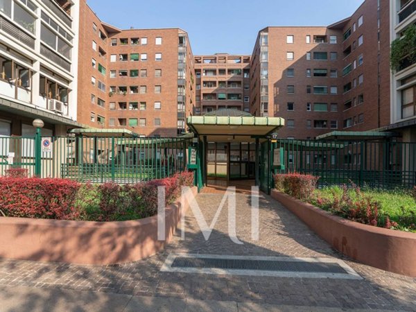 appartamento in vendita a Milano in zona Centro Direzionale