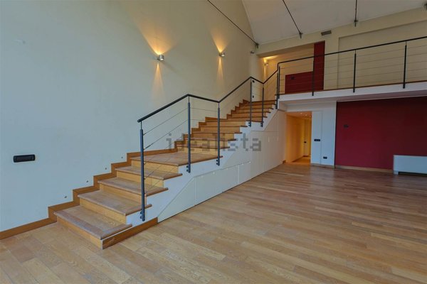 appartamento in vendita a Milano in zona Villapizzone