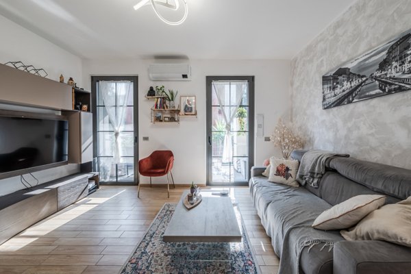 appartamento in vendita a Milano in zona San Cristoforo