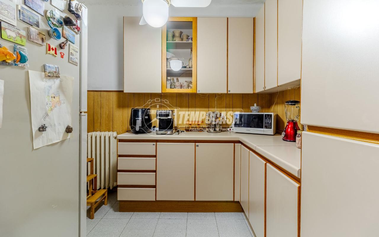 appartamento in vendita a Milano in zona Corvetto