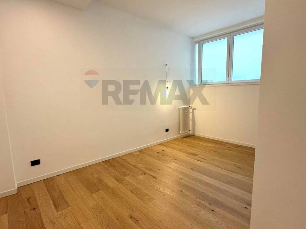 appartamento in vendita a Milano in zona Bocconi