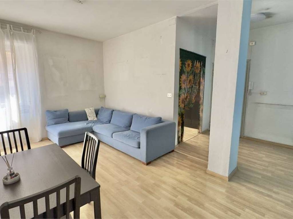 appartamento in vendita a Milano in zona Corvetto