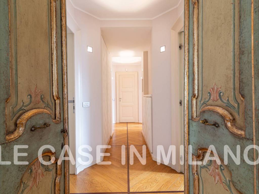 appartamento in vendita a Milano in zona Sempione