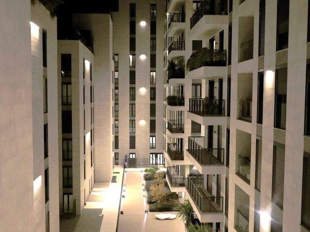 appartamento in vendita a Milano in zona Isola