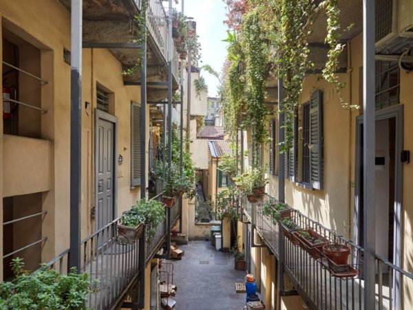 appartamento in vendita a Milano in zona Porta Ticinese