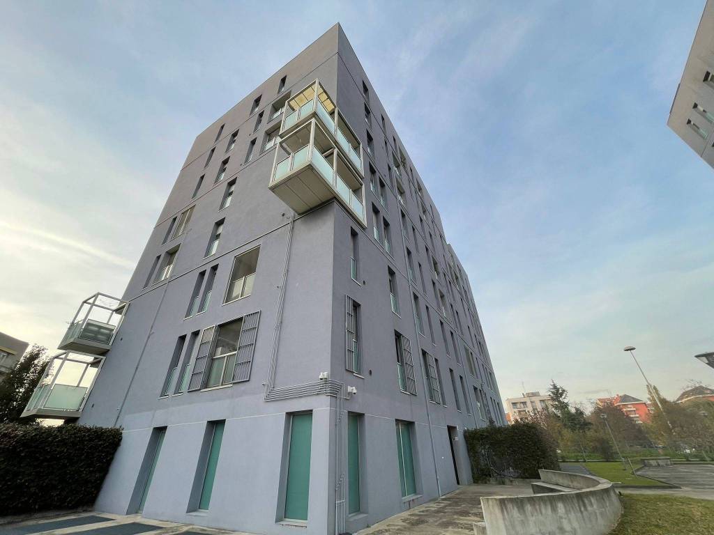 appartamento in vendita a Milano in zona Famagosta