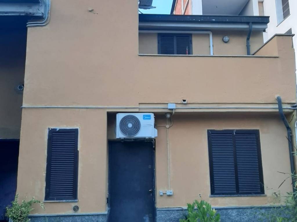 appartamento in vendita a Milano in zona Crescenzago