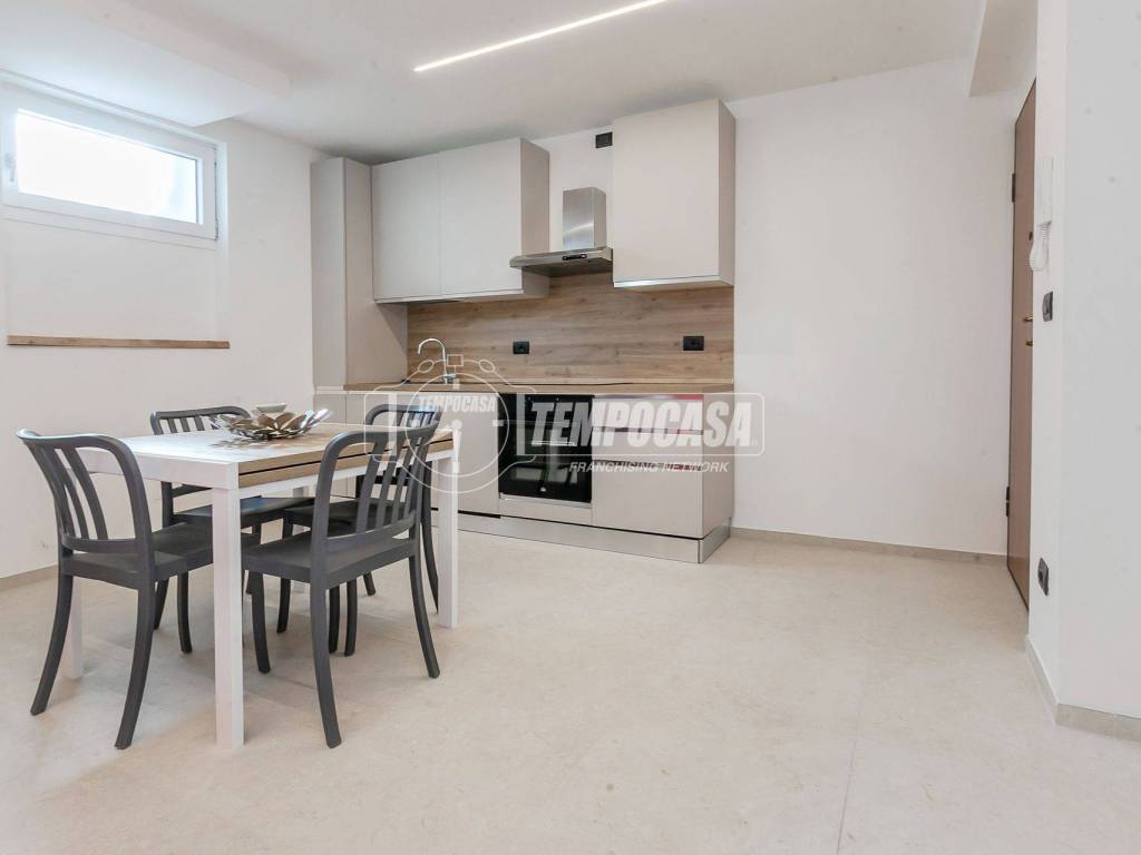 locale commerciale in vendita a Milano in zona Bovisa