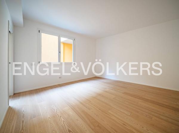 appartamento in vendita a Milano in zona Bocconi