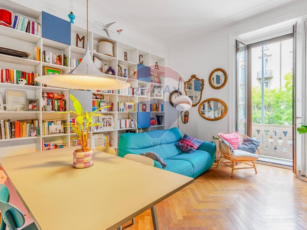 appartamento in vendita a Milano in zona Città Studi