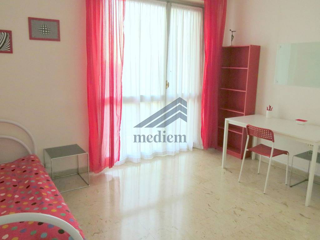 appartamento in vendita a Milano in zona Famagosta