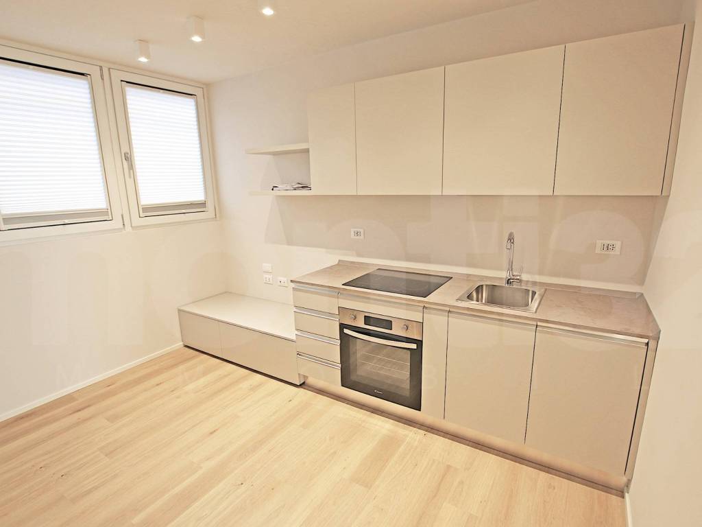 appartamento in vendita a Milano in zona Il Portello