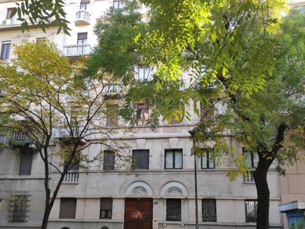 appartamento in vendita a Milano in zona Isola