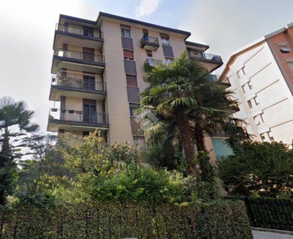 appartamento in vendita a Milano in zona Niguarda