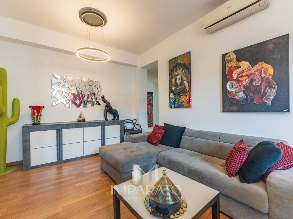 appartamento in vendita a Milano in zona Porta Garibaldi