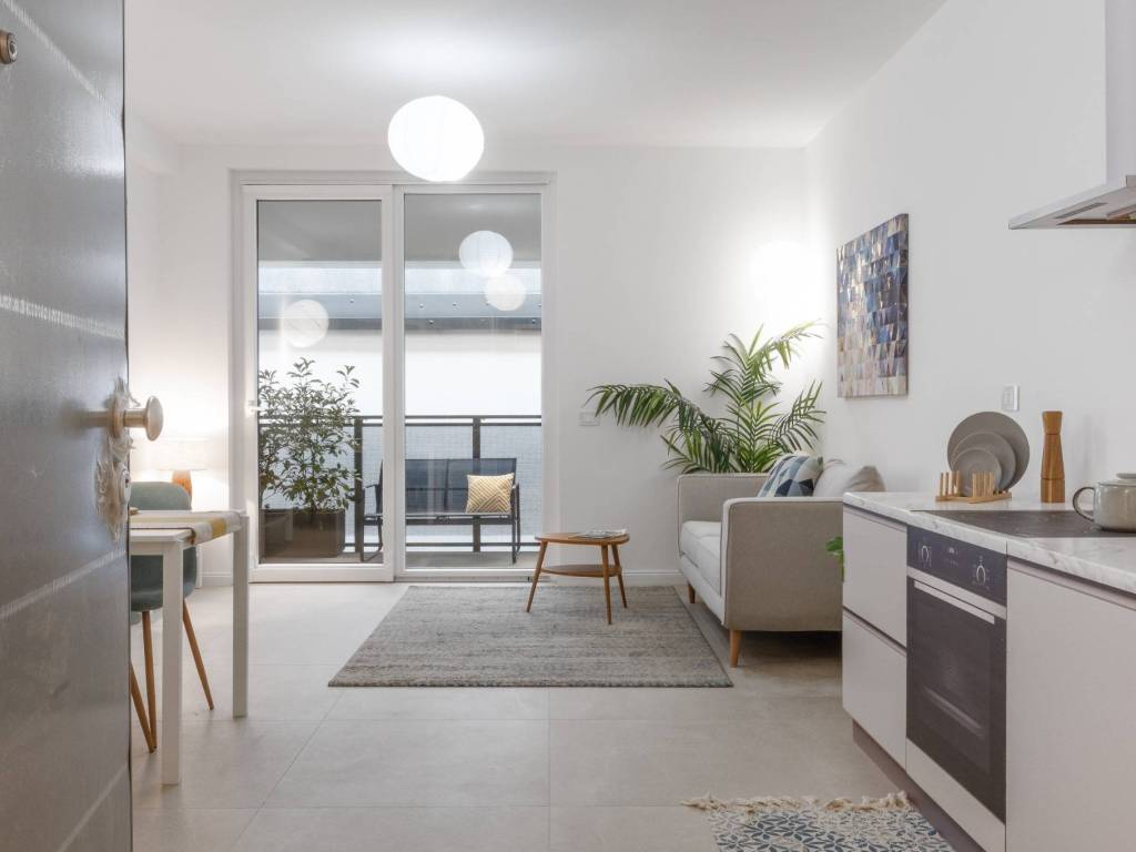 appartamento in vendita a Milano in zona Adriano