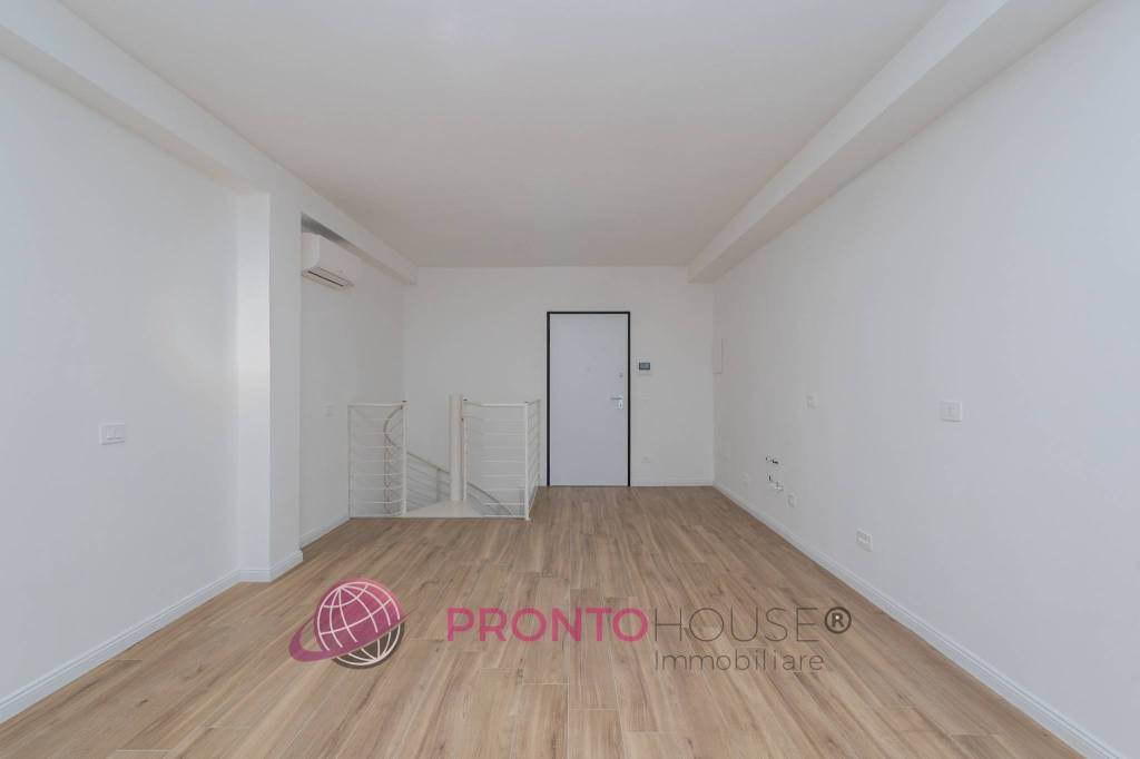 appartamento in vendita a Milano in zona Crescenzago