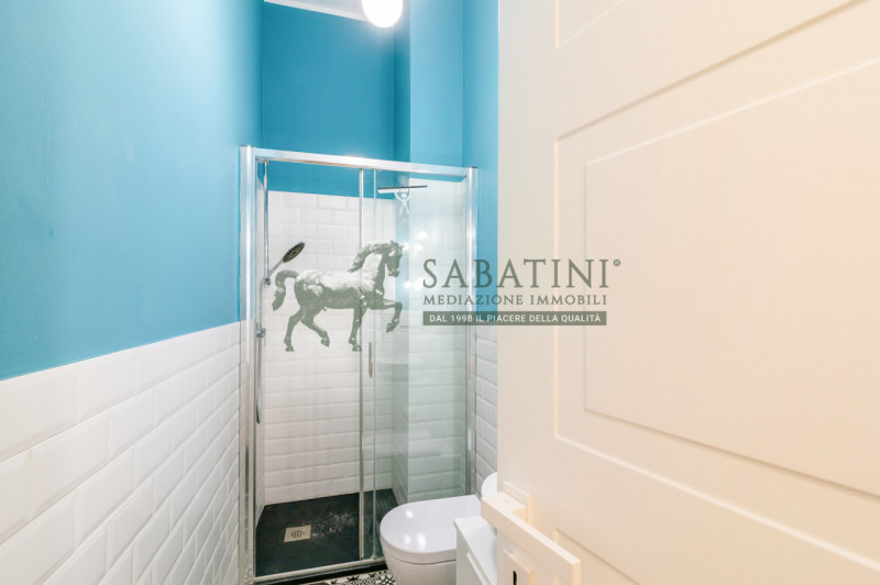 appartamento in vendita a Milano in zona Porta Garibaldi