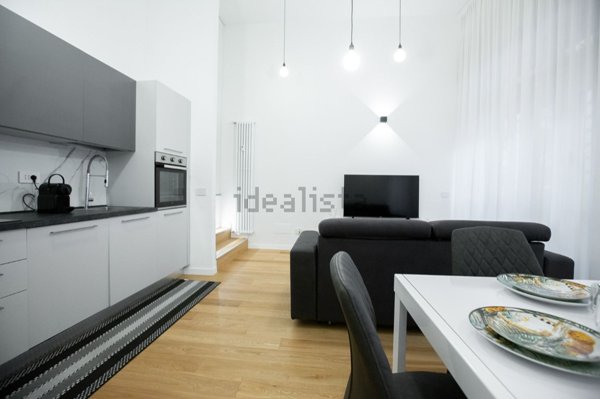 appartamento in vendita a Milano in zona Centro Direzionale