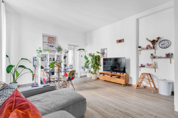 appartamento in vendita a Milano in zona Famagosta