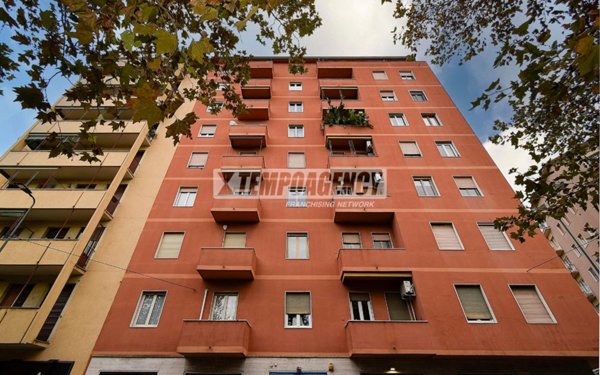 appartamento in vendita a Milano in zona Solari