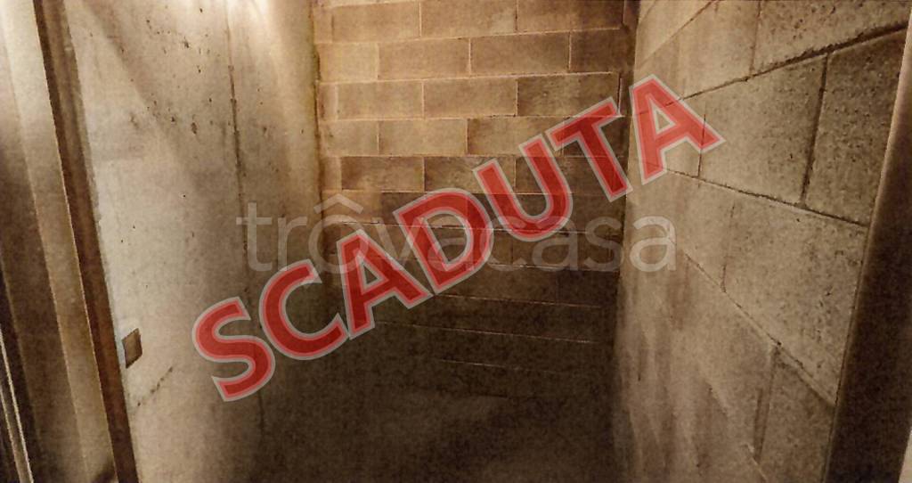 locale commerciale in vendita a Milano