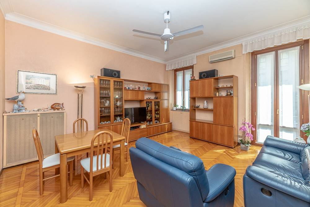 appartamento in vendita a Milano in zona Isola
