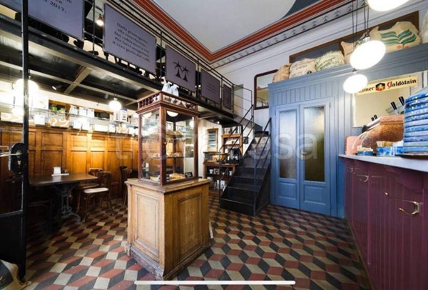 negozio in vendita a Milano in zona Cadorna