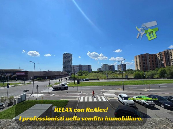 appartamento in vendita a Milano in zona Adriano