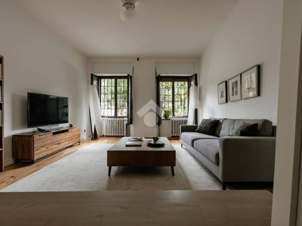 appartamento in vendita a Milano in zona Famagosta