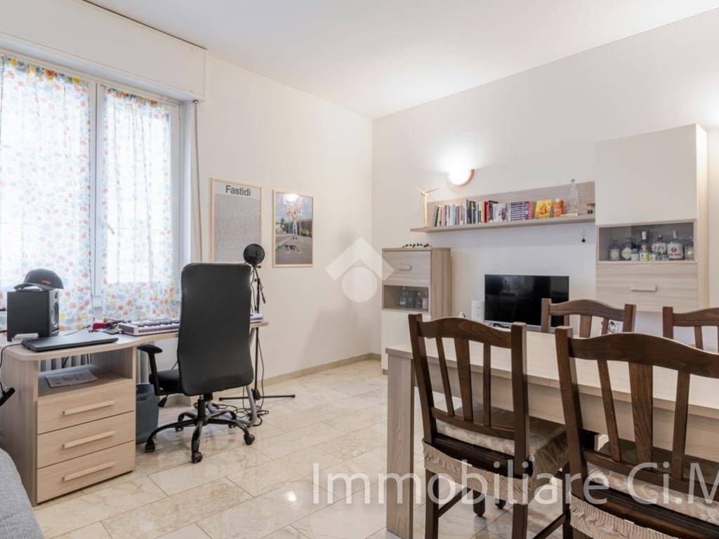 appartamento in vendita a Milano in zona Città Studi