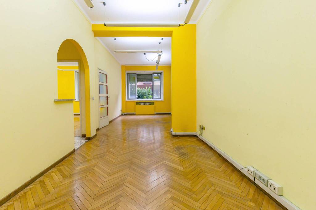 ufficio in vendita a Milano in zona Sempione