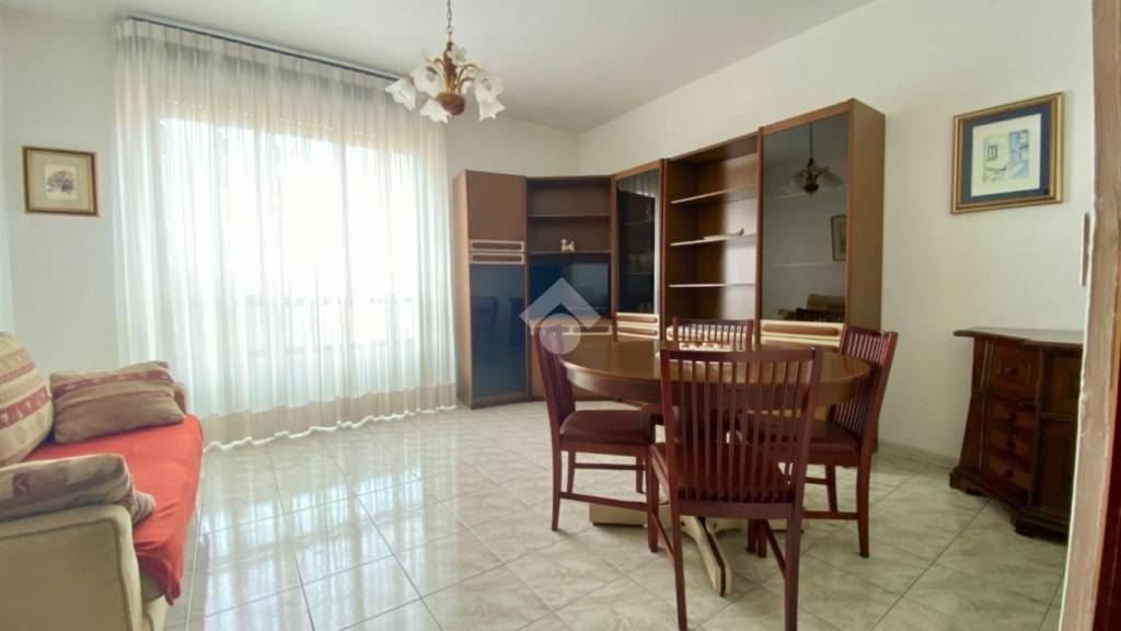 appartamento in vendita a Milano in zona Quartiere degli Olmi