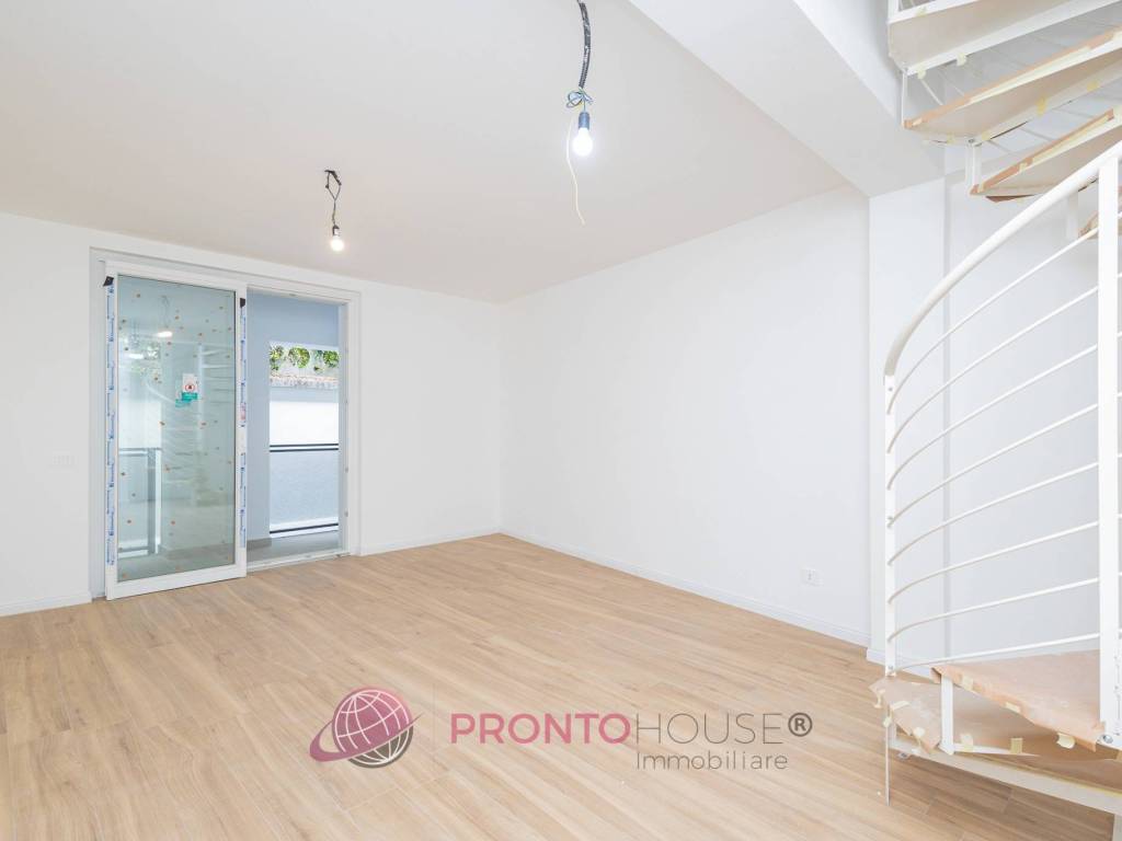 appartamento in vendita a Milano in zona Crescenzago