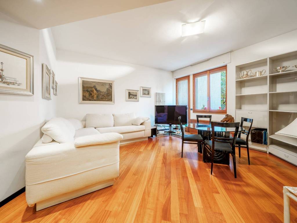 appartamento in vendita a Milano in zona Turro