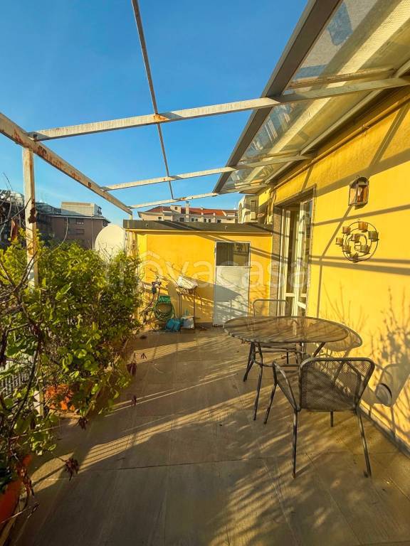 appartamento in vendita a Milano in zona Solari