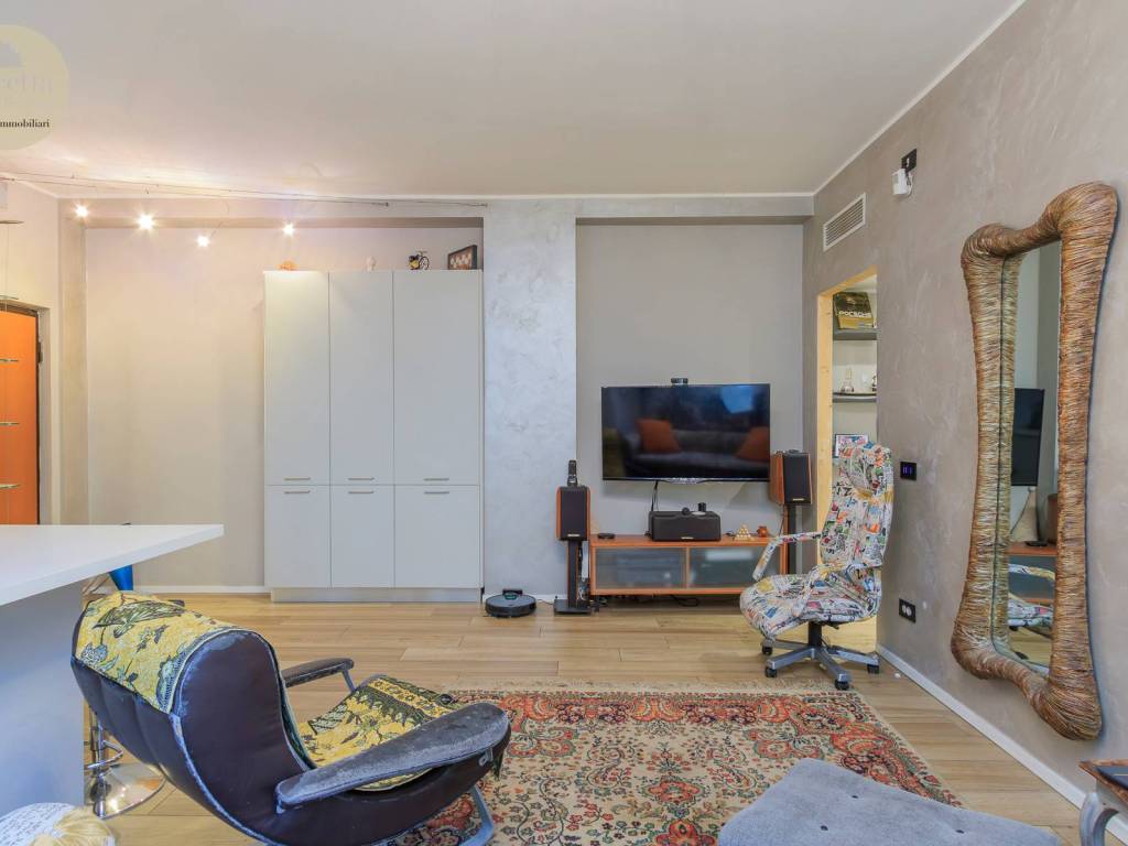 appartamento in vendita a Milano in zona Isola