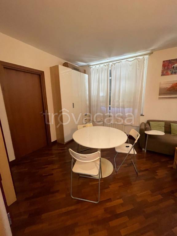 appartamento in vendita a Milano in zona Bocconi