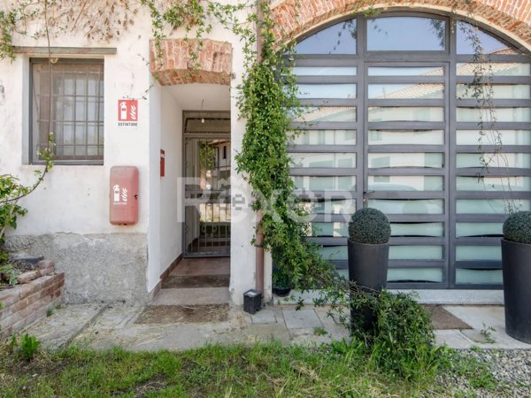 appartamento in vendita a Milano in zona Ronchetto sul Naviglio